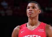 爱游戏大厅-公牛力克火箭，戈贝尔高光表现