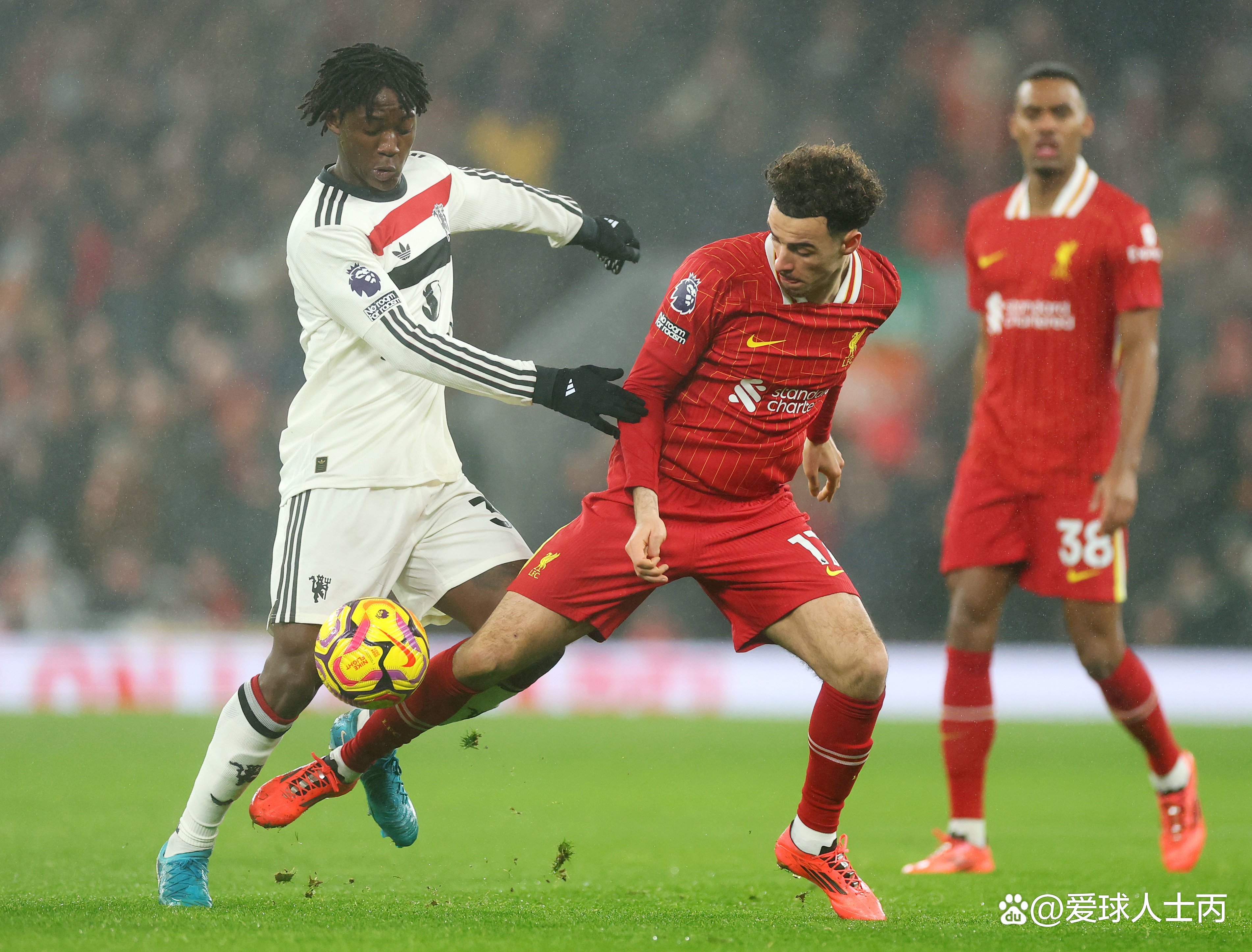 马德里竞技力克利物浦，拉什福德点燃赛场