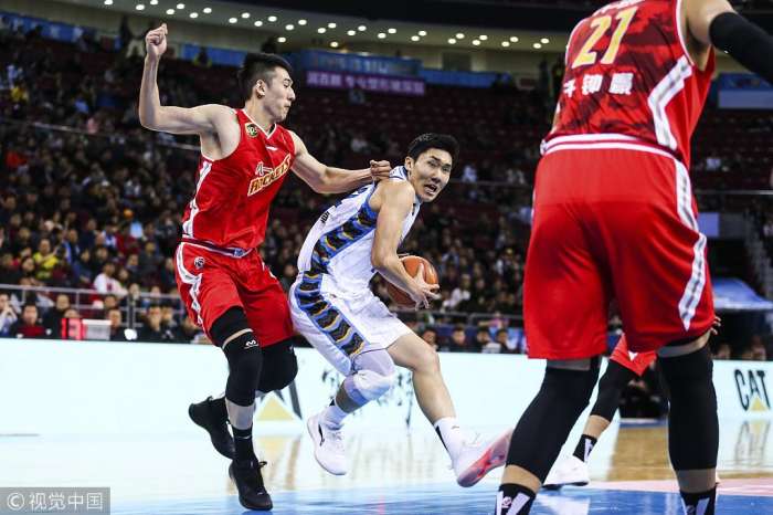 墨西哥男篮险胜巴西男篮，汉密尔顿关键制胜