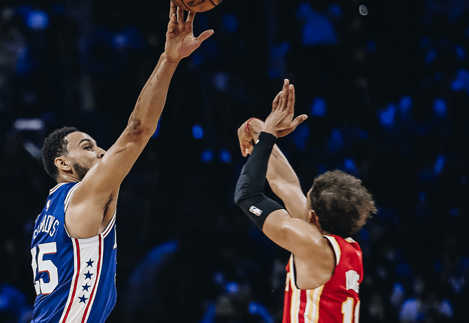 英特拉软福特主场爆冷战胜强敌，赢得关键三分