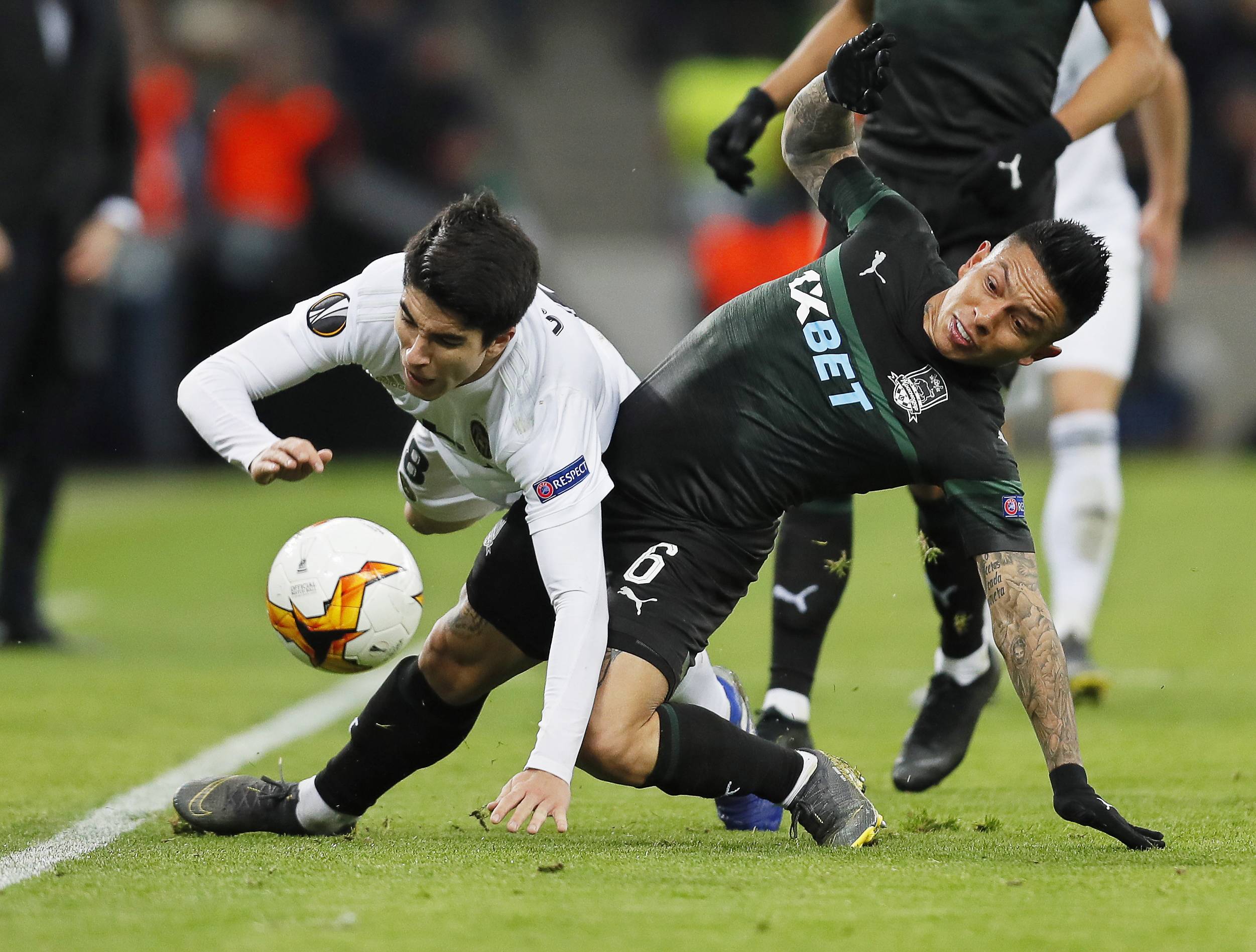 巴拉多利德客场反弹强势,士气高涨指指点点 巴拉多利德客场反弹强势,士气高涨指指点点