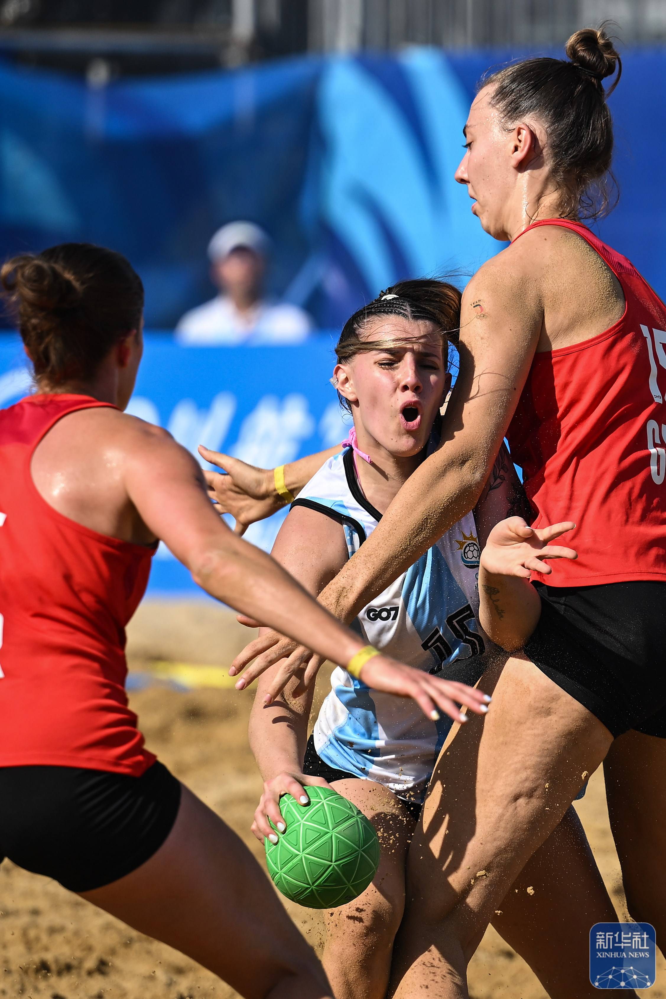 阿根廷女篮表现出色,成功晋级篮球世界杯八强 阿根廷女篮表现出色,成功晋级篮球世界杯八强