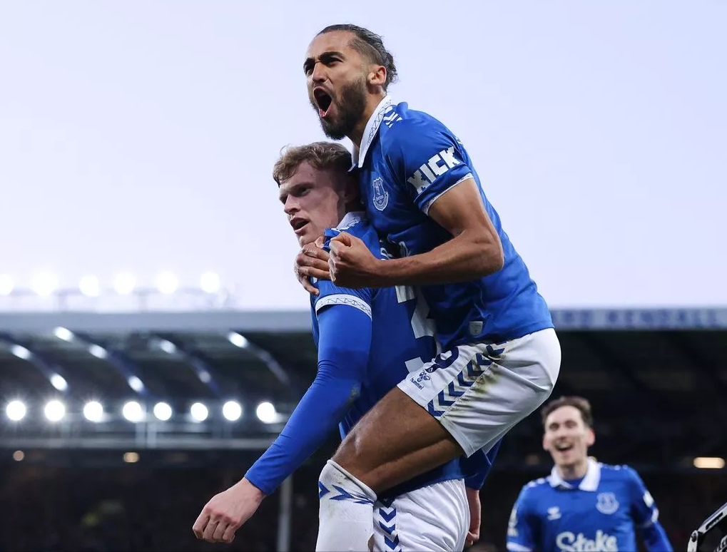 埃弗顿主场失利,球队士气受挫 埃弗顿主场失利,球队士气受挫