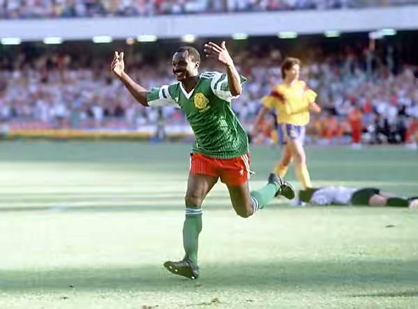 南非杯赛冠军悬念解开，加纳力克喀麦隆登顶舞台