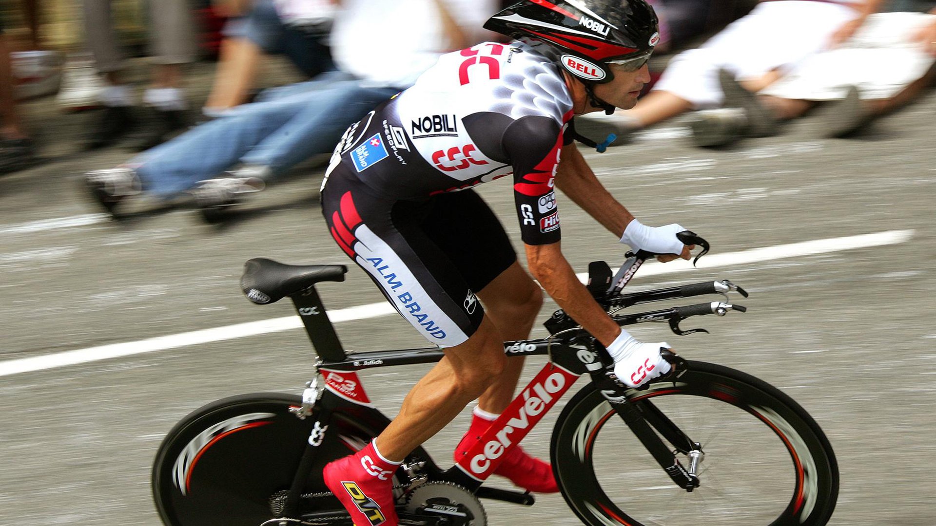 赛道与球场，哈登的街道狂飙与凯尔特人的逆转之夜