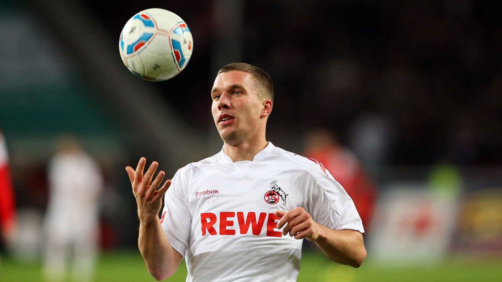 黄鸭组合惊艳四座，韩国队全面碾压印尼队—一场技术与意志的双重胜利