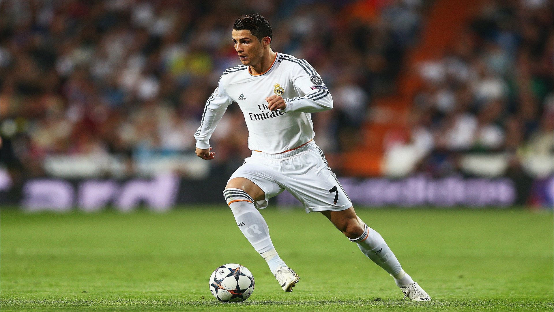 蓝白狂想曲，维尼修斯独舞B组，乌兹别克斯坦用默契刺穿奥地利铁幕